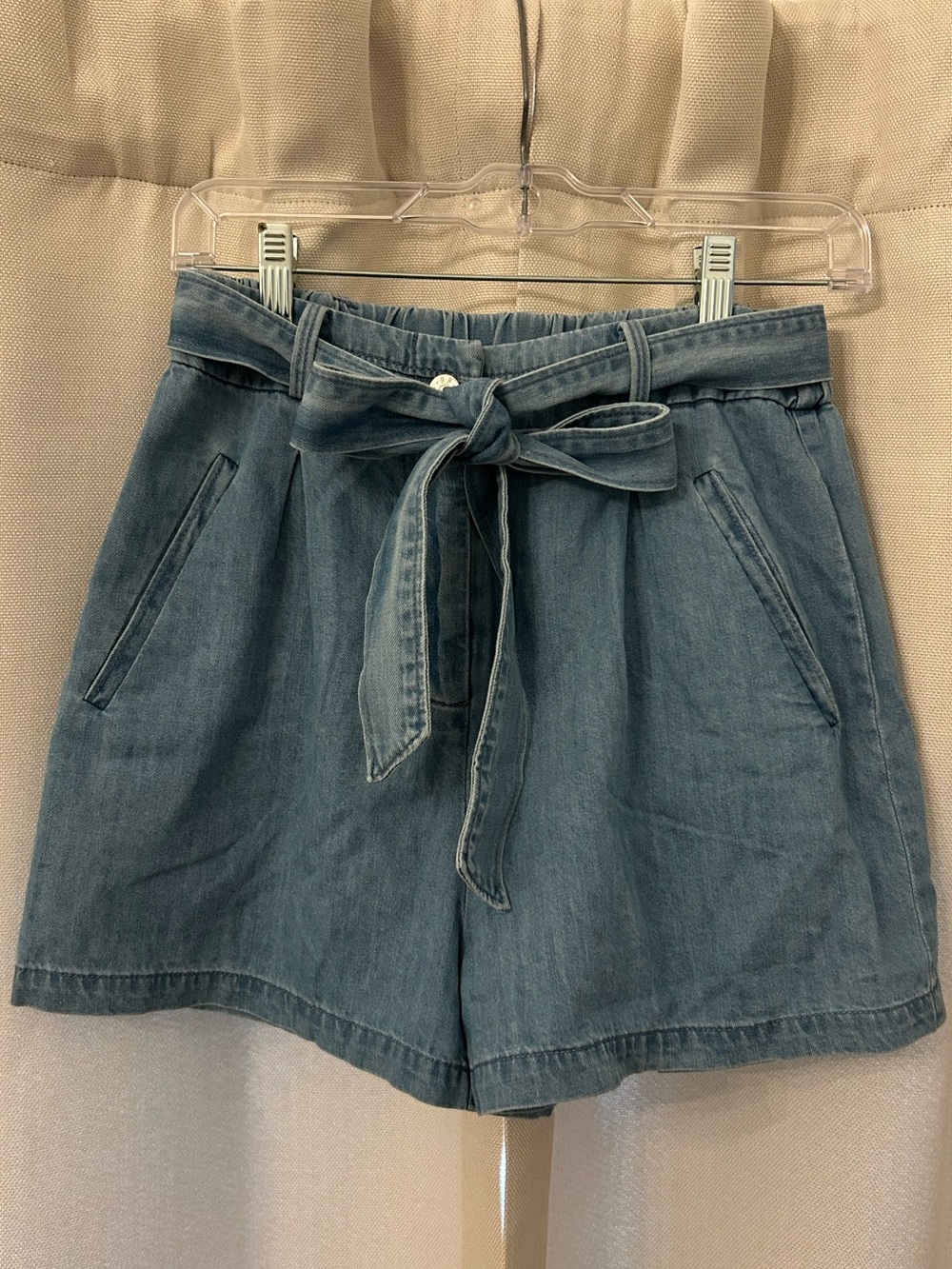 High-Waist Blue Denim Shorts with Tie Belt